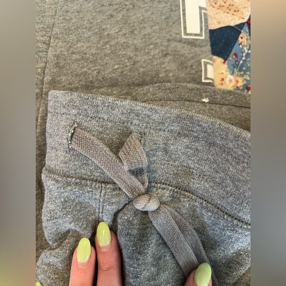 Victorias Secret Pink Grey Joggers - Picture 2 of 7